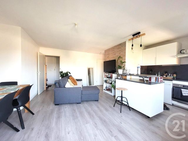 appartement à vendre - 3 pièces - 53.0 m2 - ST GILLES - 30 - LANGUEDOC-ROUSSILLON - Century 21 Petite Camargue
