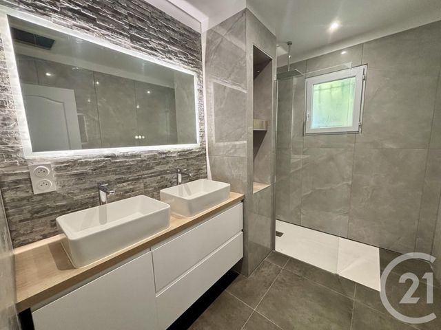 Afficher la photo en grand maison à vendre - 4 pièces - 120.41 m2 - LE CAILAR - 30 - LANGUEDOC-ROUSSILLON - Century 21 Petite Camargue