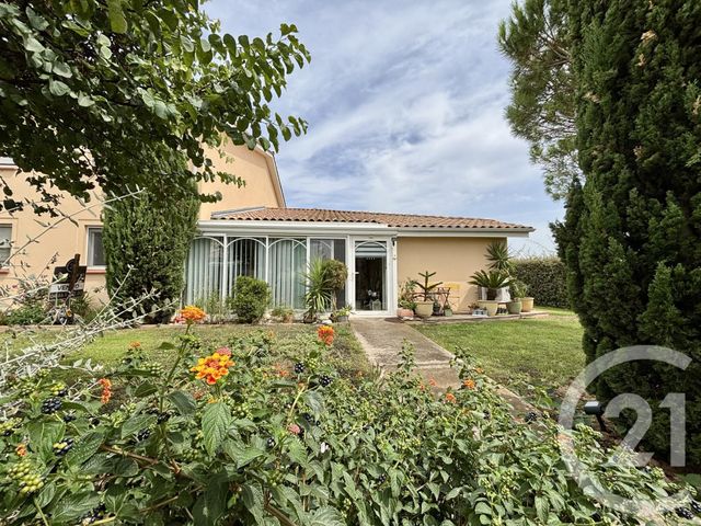 maison à vendre - 4 pièces - 99.56 m2 - ST GILLES - 30 - LANGUEDOC-ROUSSILLON - Century 21 Petite Camargue