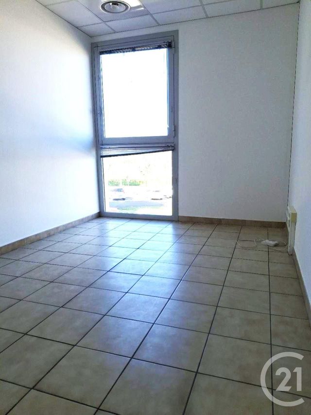 Appartement à vendre - 4 pièces - 69.38 m2 - VAUVERT - 30 - LANGUEDOC-ROUSSILLON - Century 21 Petite Camargue