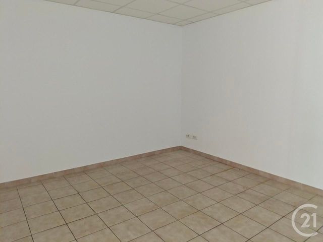 Appartement à vendre - 4 pièces - 69.38 m2 - VAUVERT - 30 - LANGUEDOC-ROUSSILLON - Century 21 Petite Camargue