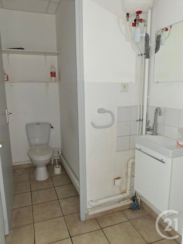 Appartement à vendre - 4 pièces - 69.38 m2 - VAUVERT - 30 - LANGUEDOC-ROUSSILLON - Century 21 Petite Camargue