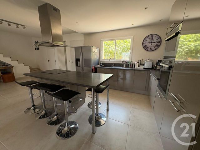 maison à vendre - 6 pièces - 169.08 m2 - ST GILLES - 30 - LANGUEDOC-ROUSSILLON - Century 21 Petite Camargue