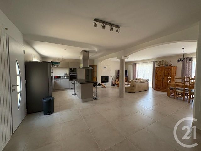 maison à vendre - 6 pièces - 169.08 m2 - ST GILLES - 30 - LANGUEDOC-ROUSSILLON - Century 21 Petite Camargue