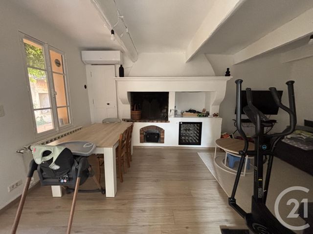 maison à vendre - 6 pièces - 149.36 m2 - VAUVERT - 30 - LANGUEDOC-ROUSSILLON - Century 21 Petite Camargue