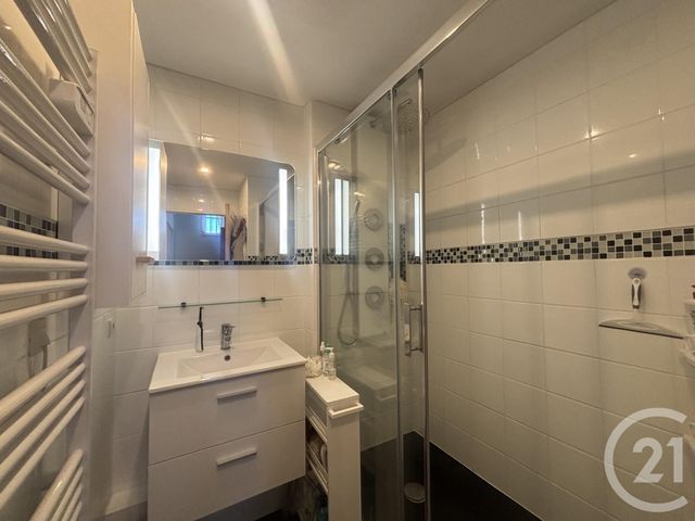 maison à vendre - 3 pièces - 45.4 m2 - GALLARGUES LE MONTUEUX - 30 - LANGUEDOC-ROUSSILLON - Century 21 Petite Camargue